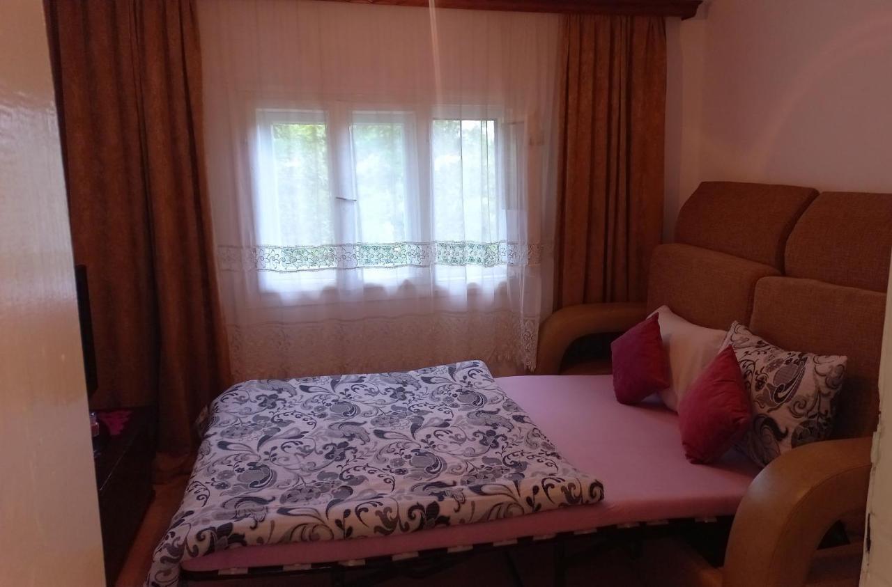 Family House Villa Visoko Bagian luar foto